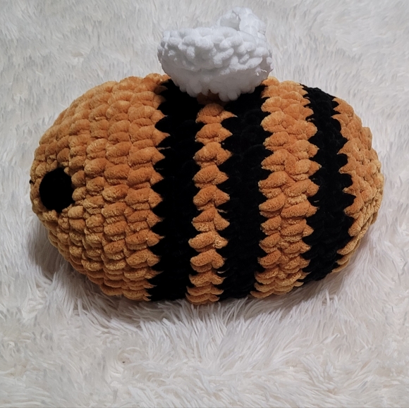 Crocheted Stuffed Bumblebee - Picture 3 of 4